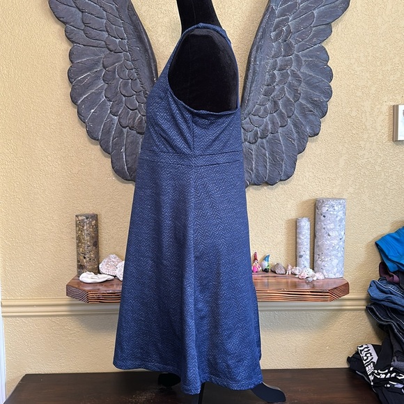 Mondetta Sporty Dress - Picture 3 of 8